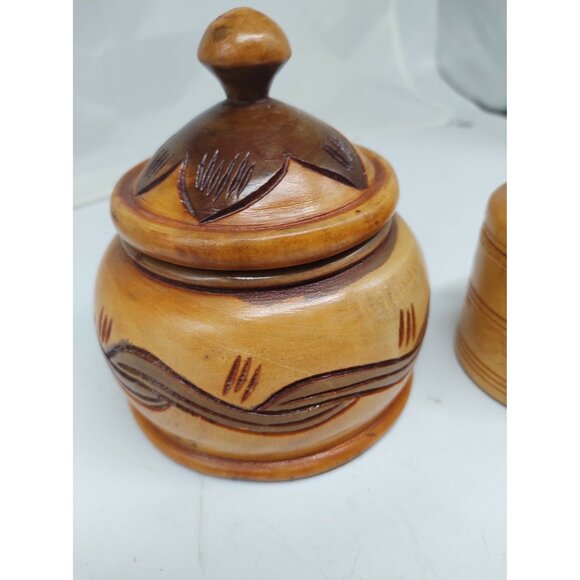 Vintage Wood Hand Turned & Carved Trinket Boxes Set of two - Picture 2 of 12